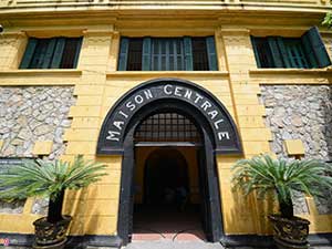 Hoa Lo Prison