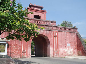 Dien Khanh Citadel